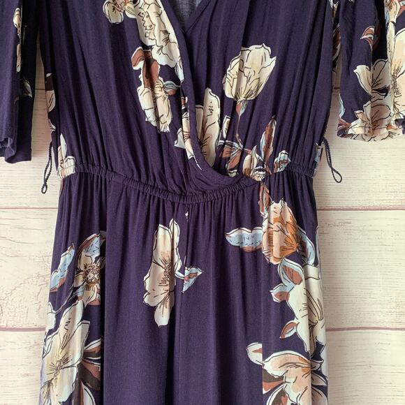 Band of Gypsies Dark Blue Floral Jumpsuit Butterfly Sleeve Elastic Waist Size XS - Picture 12 of 16